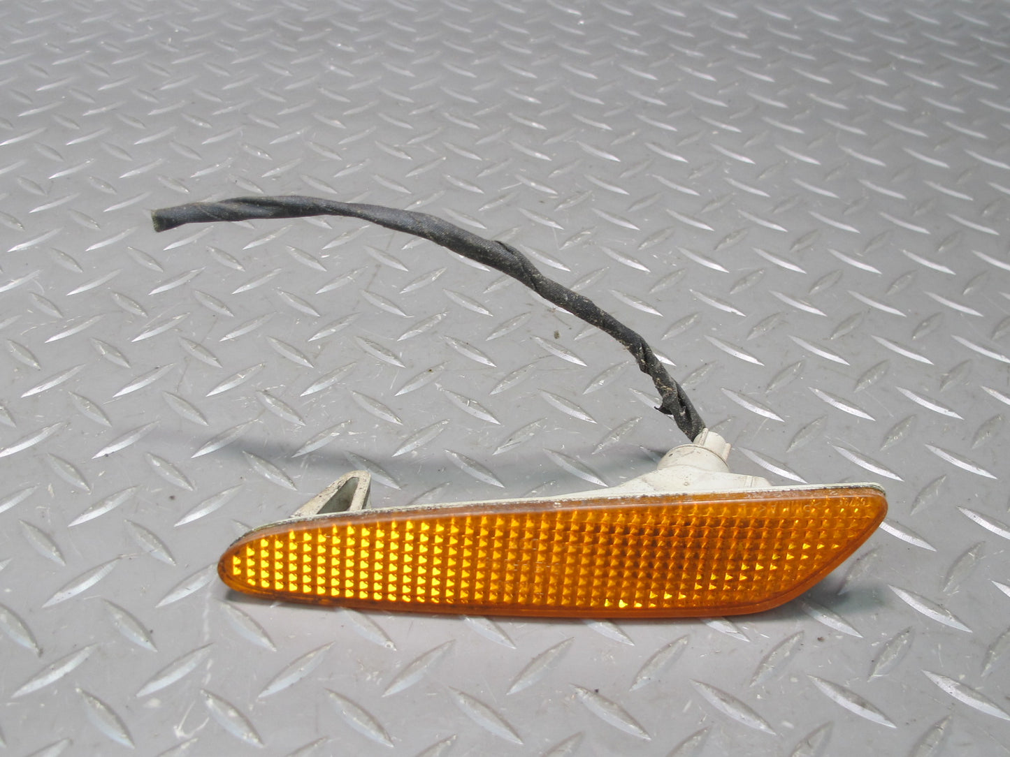 03-08 Mercedes R230 SL500 Front Left & Right Bumper Turn Signal Light Set OEM