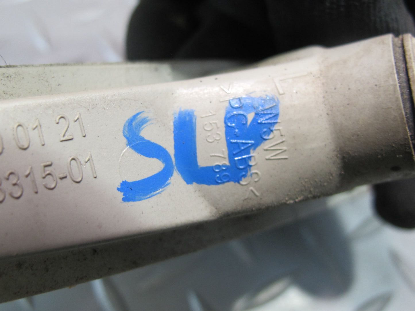 03-08 Mercedes R230 SL500 Front Left & Right Bumper Turn Signal Light Set OEM