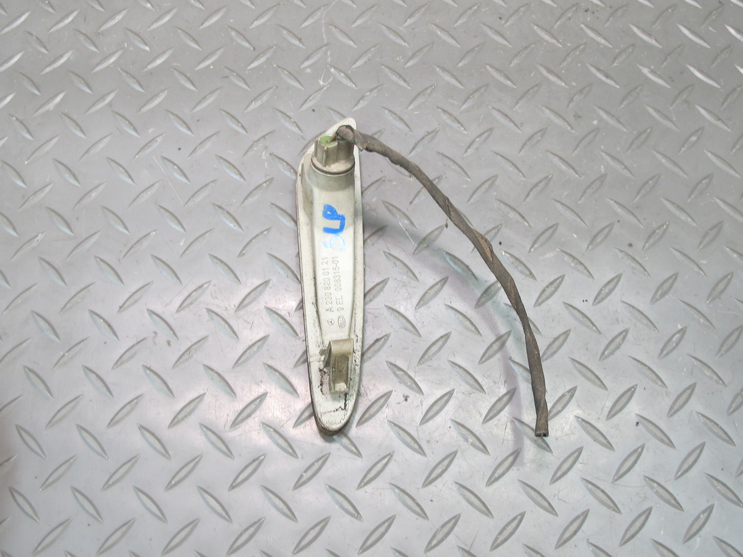 03-08 Mercedes R230 SL500 Front Left & Right Bumper Turn Signal Light Set OEM