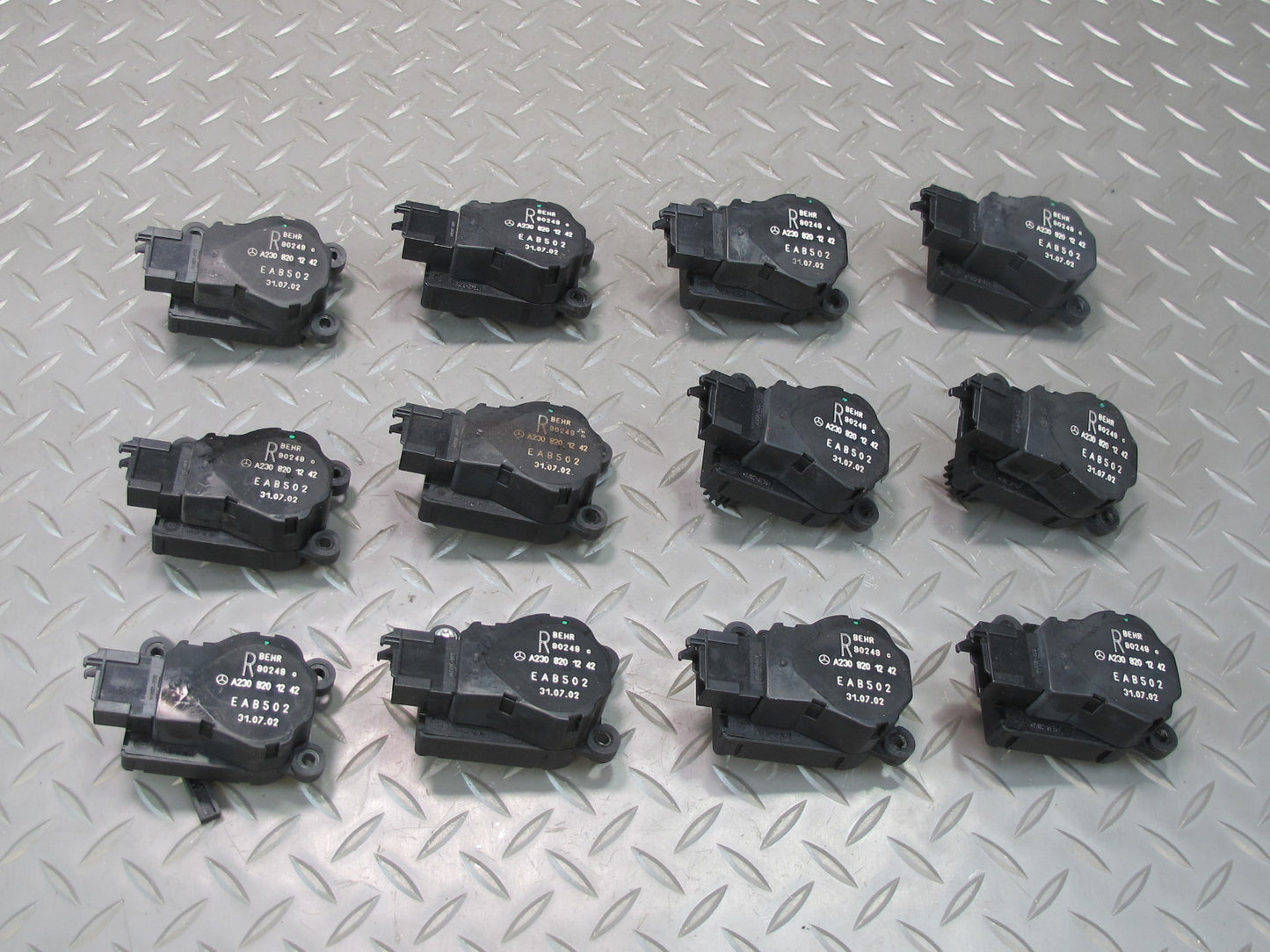 03-12 Mercedes R230 SL500 Set of 12 A/C Heater Flap Door Actuator Motor OEM
