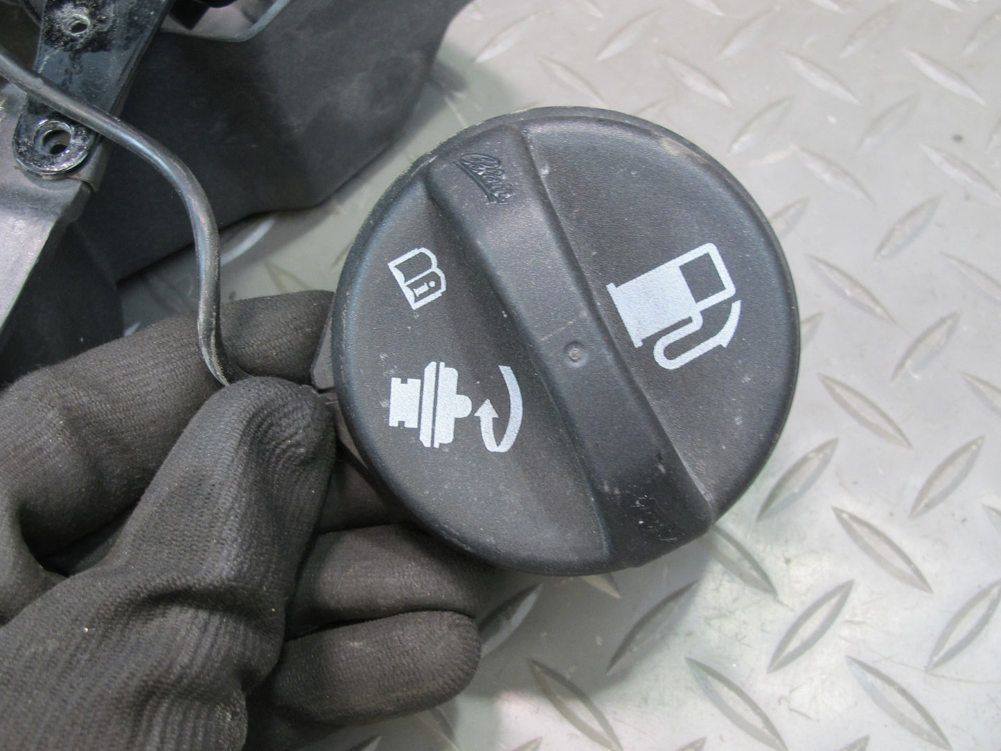 97-04 Chevrolet Corvette C5 Fuel Tank Filler Door Gas Lid Flap Cover Black OEM