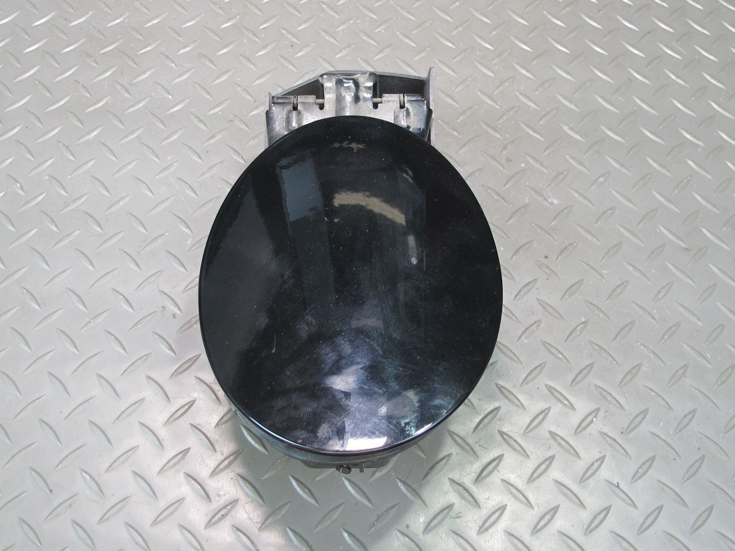 97-04 Chevrolet Corvette C5 Fuel Tank Filler Door Gas Lid Flap Cover Black OEM