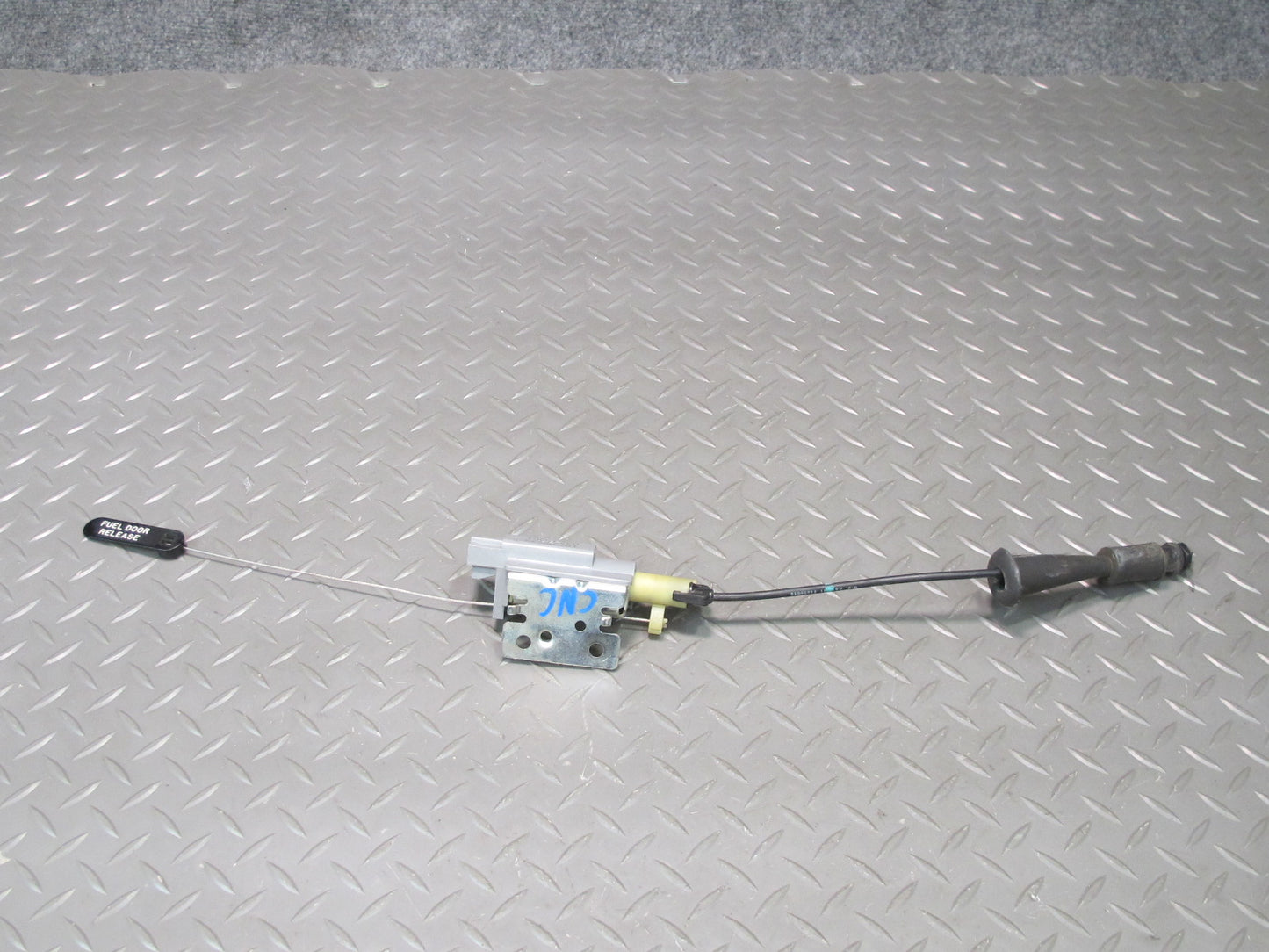 97-04 Chevrolet Corvette C5 Fuel Tank Filler Door Lid Actuator Motor OEM