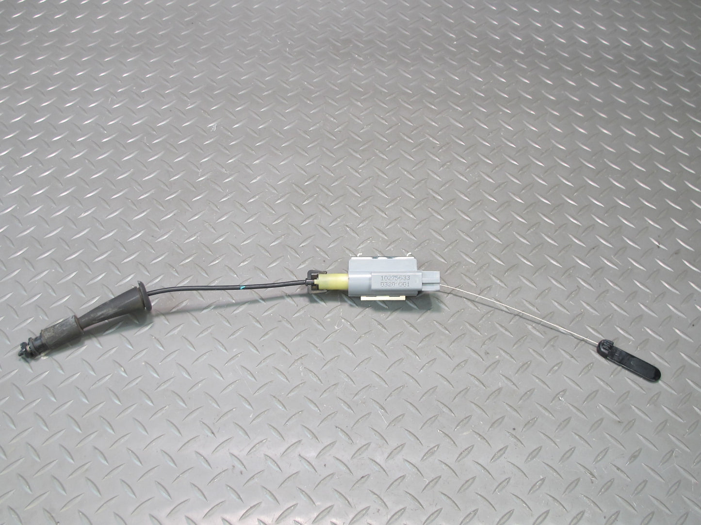 97-04 Chevrolet Corvette C5 Fuel Tank Filler Door Lid Actuator Motor OEM