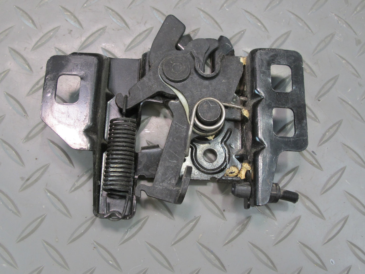 97-04 Chevrolet Corvette C5 Set of 2 Front Left Right Hood Lock Latch OEM