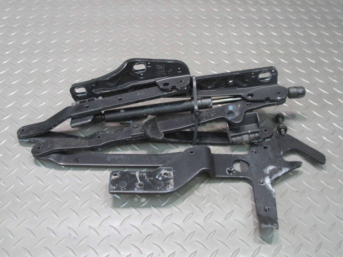 03-06 Mercedes R230 SL500 Set of 2 Rear Left & Right Trunk Lid Hinge OEM