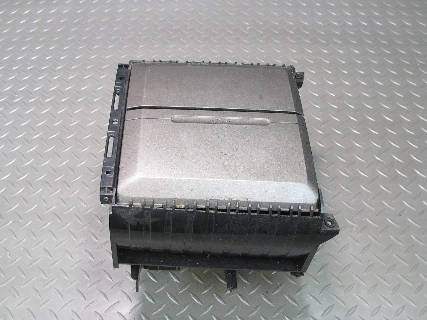 2003-2009 Lexus UZJ120L GX470 Front Center Console Box Storage 58910-60041