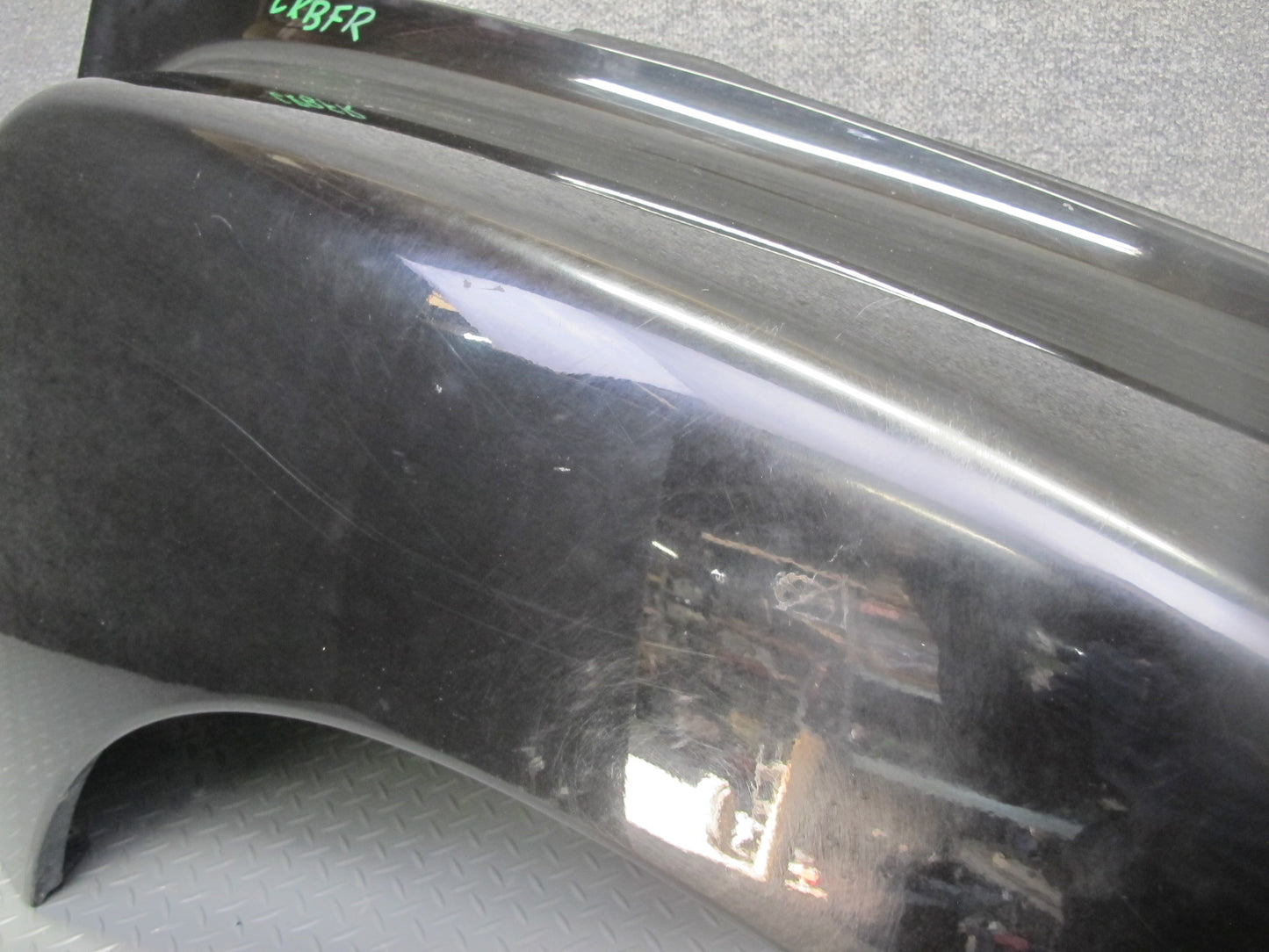 03-06 Chevrolet SSR Front Right Fender Shell Cover Panel Black OEM