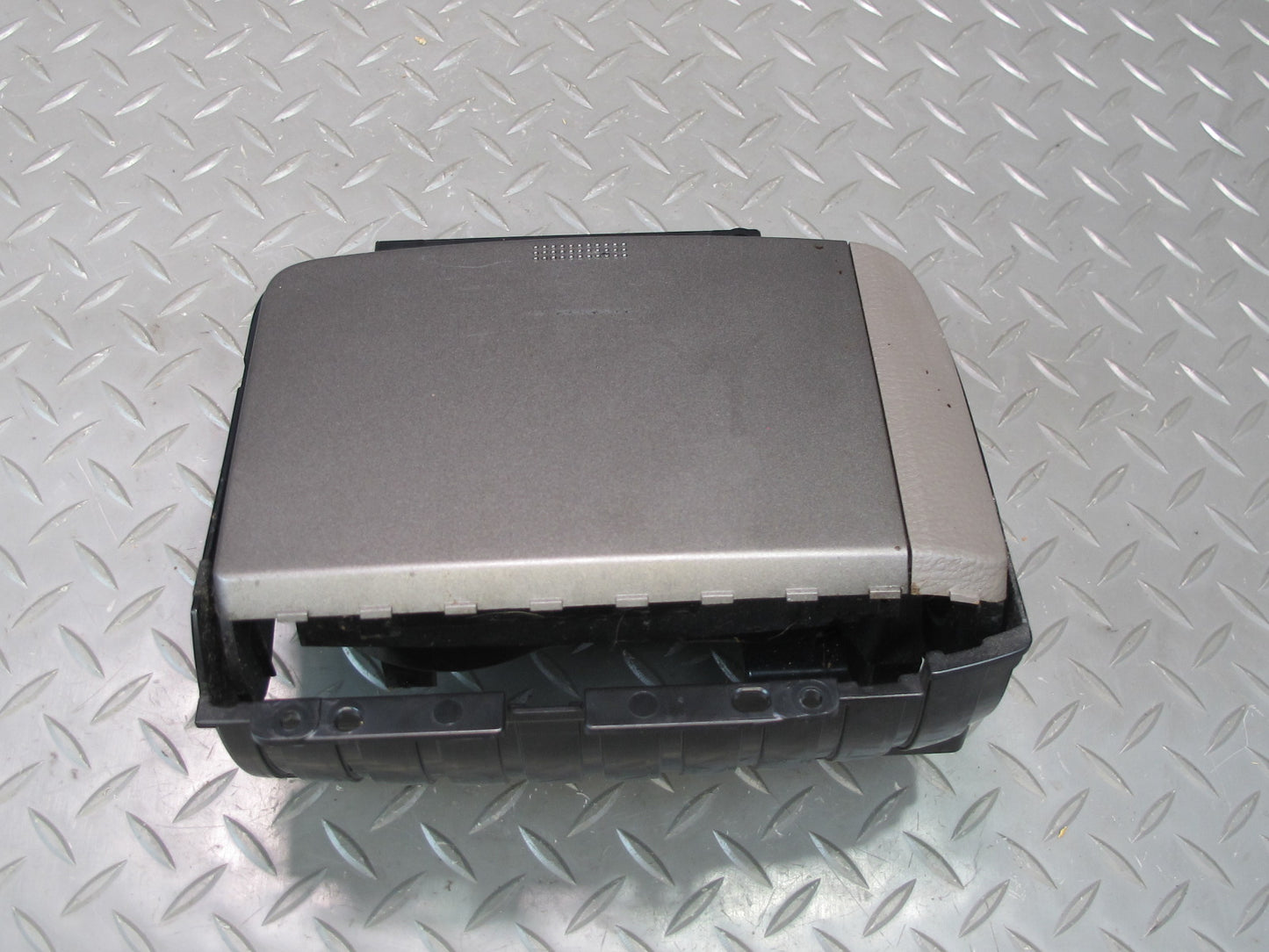 2003-2009 Lexus UZJ120L GX470 Front Center Console CUP Holder 55604-60150