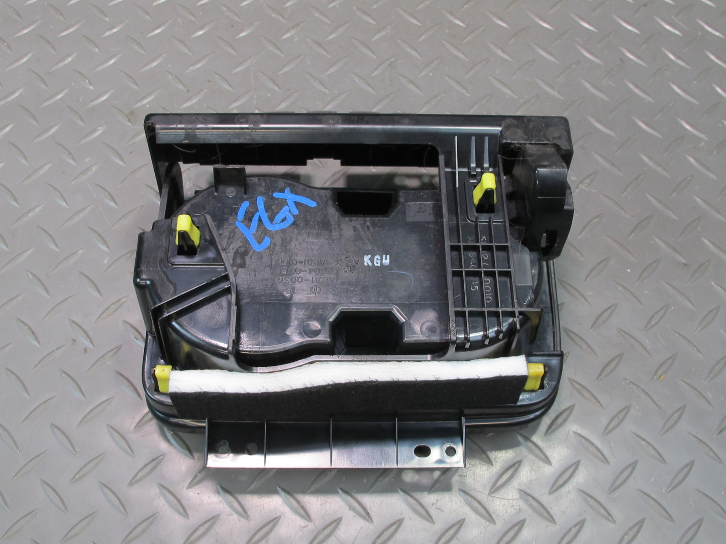 2003-2009 Lexus UZJ120L GX470 Front Center Console CUP Holder 55604-60150