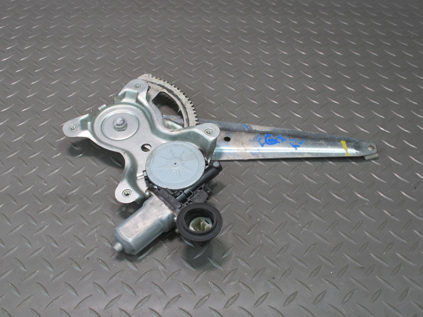 2003-2009 Lexus UZJ120L GX470 Rear Left Side Door Window Regulator W/ Motor