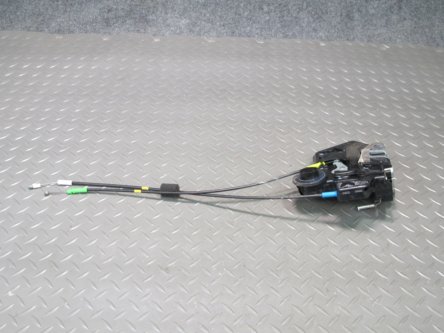 2003-2009 Lexus UZJ120L GX470 Rear Right Pass Side Door Lock Latch Actuator