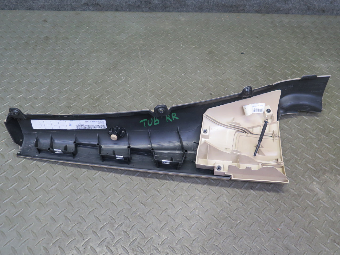 01-06 BMW E46 330ci Convert Rear Left & Right Lateral Trim Cover Panel Set OEM