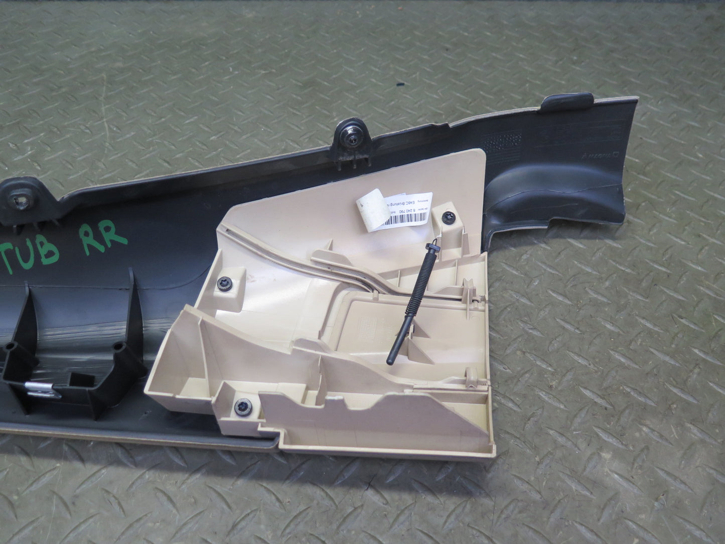 01-06 BMW E46 330ci Convert Rear Left & Right Lateral Trim Cover Panel Set OEM