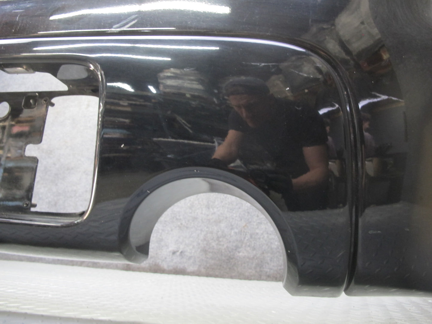 03-06 Chevrolet SSR Rear Bumper Cover Black OEM