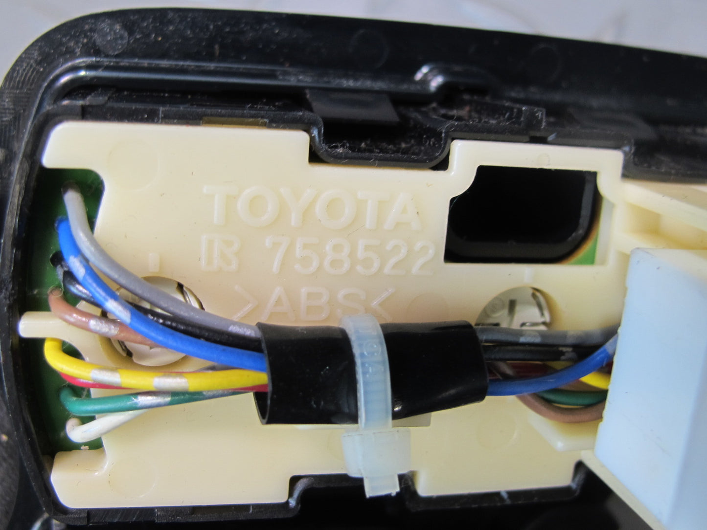 2003-2009 Lexus UZJ120L GX470 Suspension Height Sport Button Switch Control