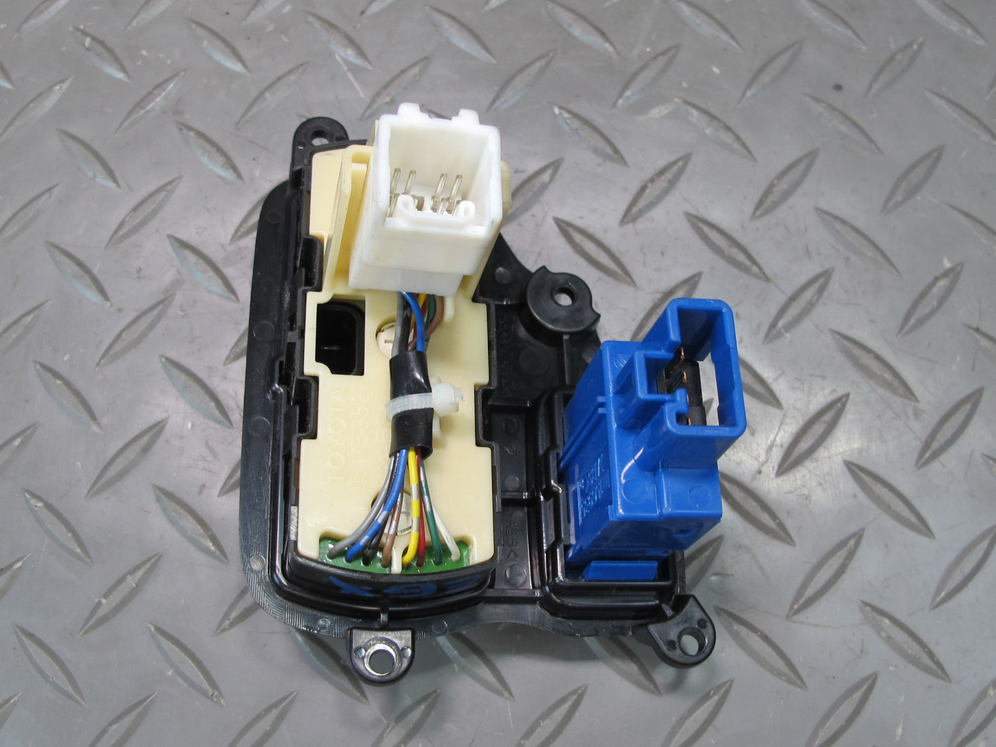 2003-2009 Lexus UZJ120L GX470 Suspension Height Sport Button Switch Control