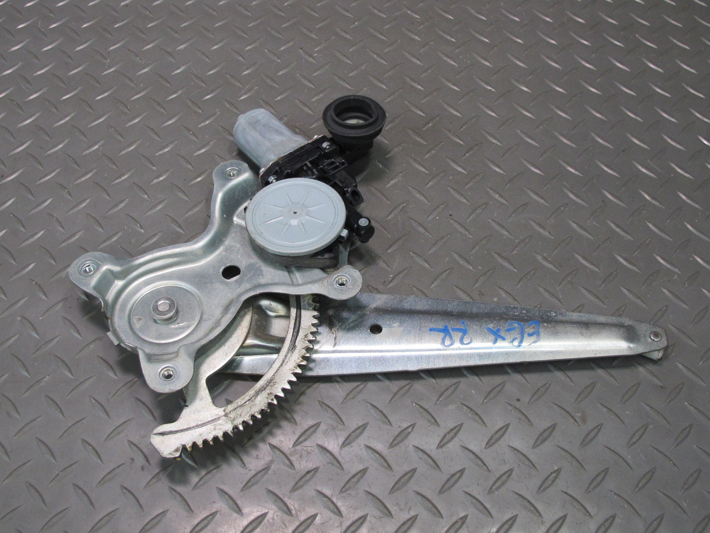 2003-2009 Lexus UZJ120L GX470 Rear Right Side Door Window Regulator W/ Motor