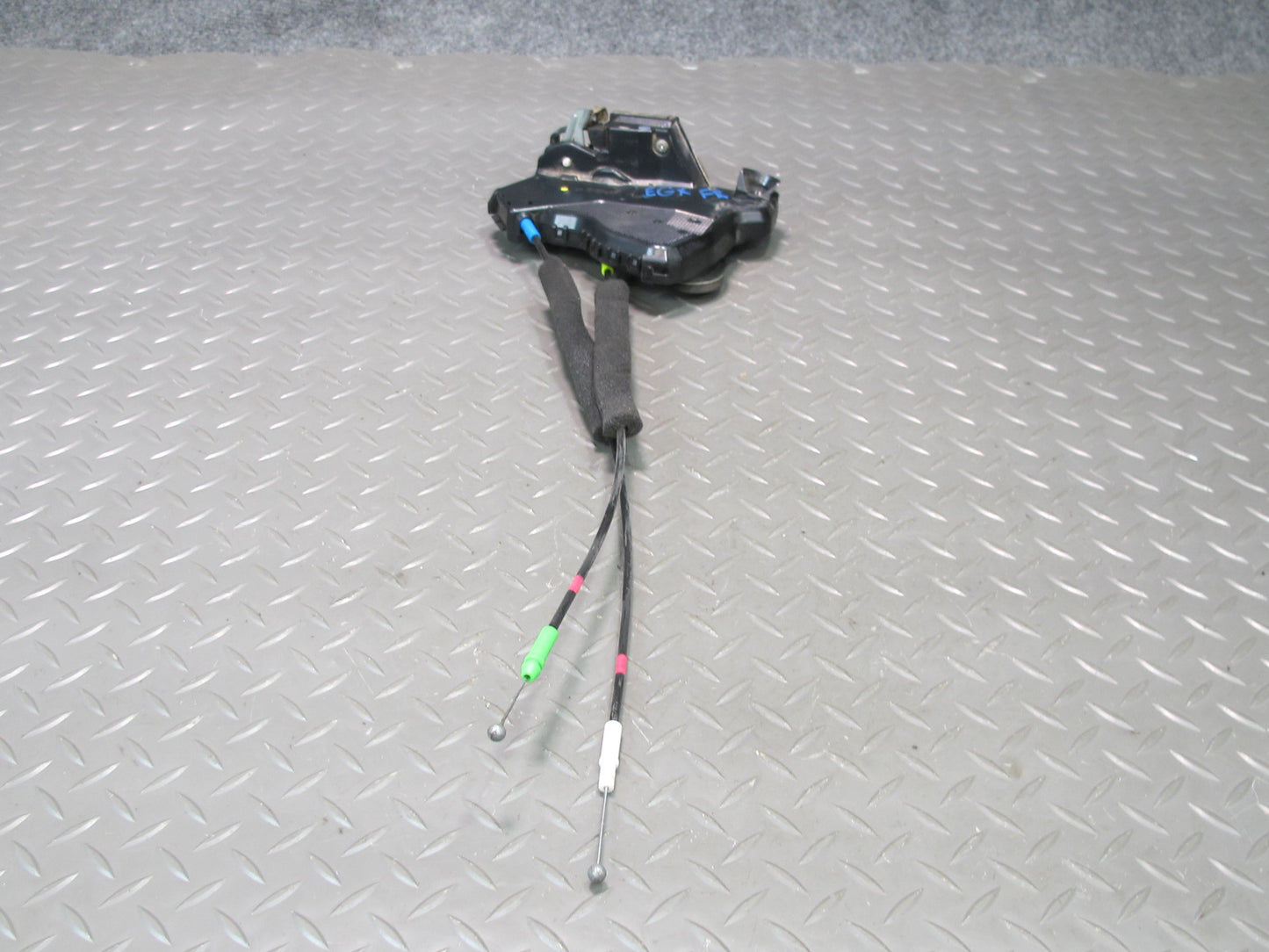 2003-2009 Lexus UZJ120L GX470 Front Right Pass Side Door Lock Latch Actuator