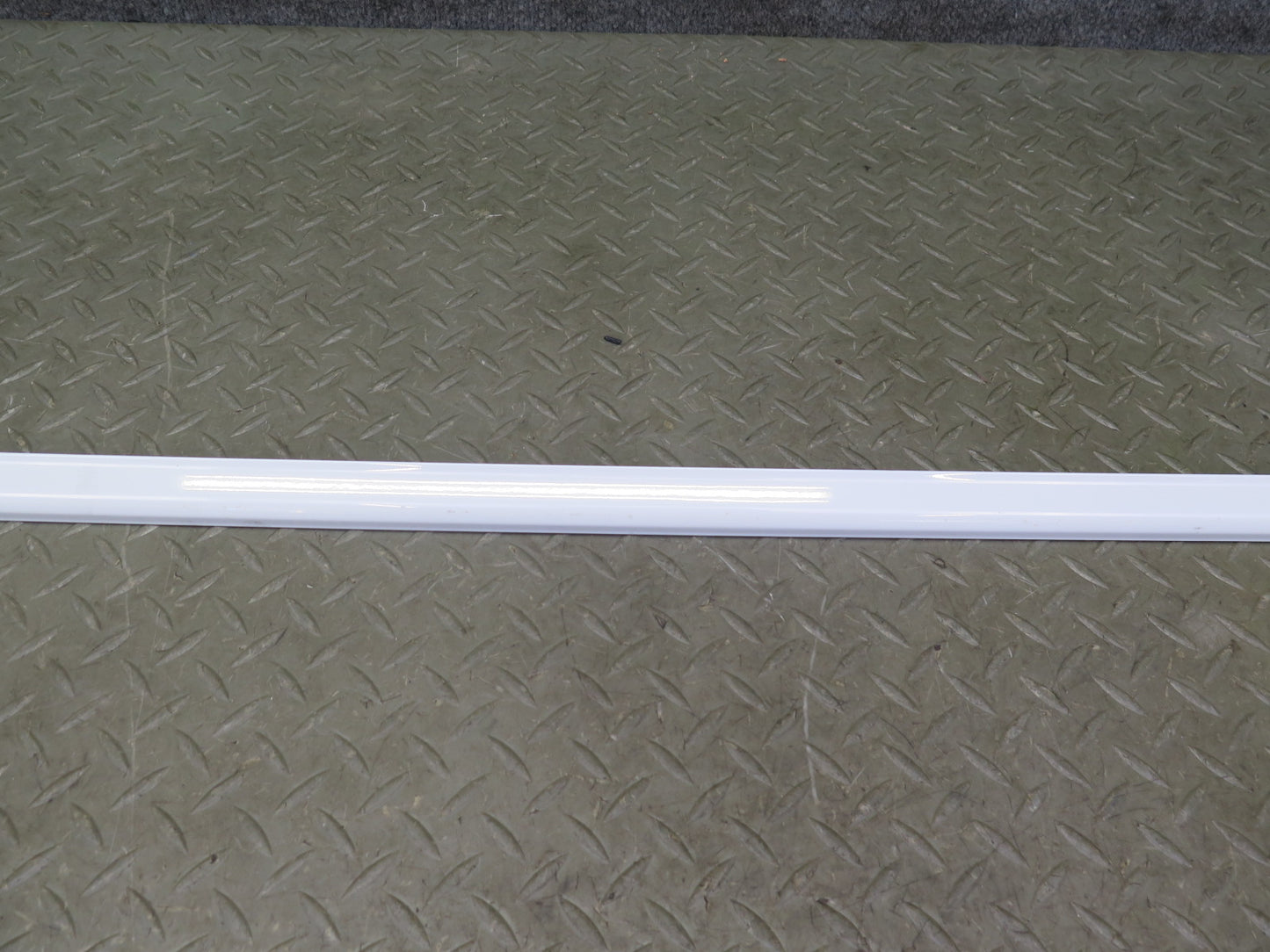 01-06 BMW E46 330ci Coupe Convert Set of 6 Door Fender Quarter Trim Molding OEM