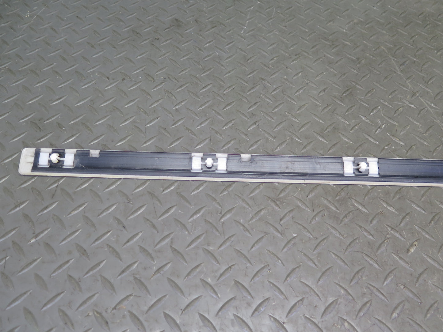 01-06 BMW E46 330ci Coupe Convert Set of 6 Door Fender Quarter Trim Molding OEM