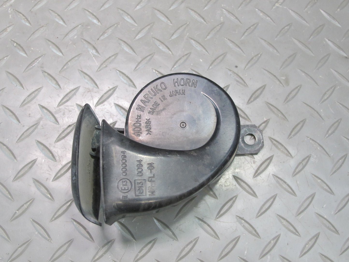 2003-2009 Lexus UZJ120L GX470 High & Low Tone Pitch Horn Signal Set of 2