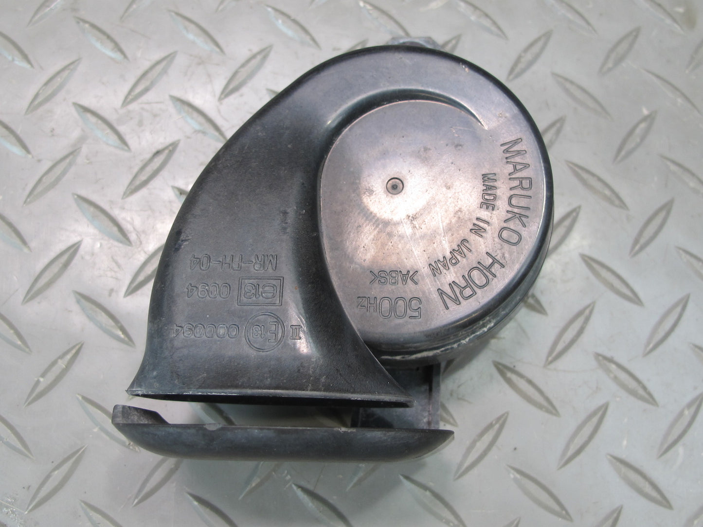 2003-2009 Lexus UZJ120L GX470 High & Low Tone Pitch Horn Signal Set of 2