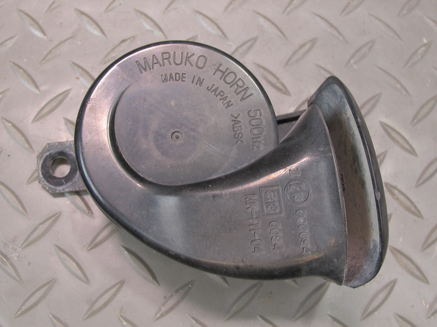 2003-2009 Lexus UZJ120L GX470 High & Low Tone Pitch Horn Signal Set of 2