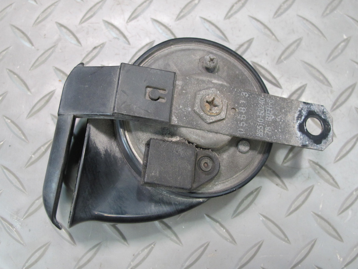 2003-2009 Lexus UZJ120L GX470 High & Low Tone Pitch Horn Signal Set of 2