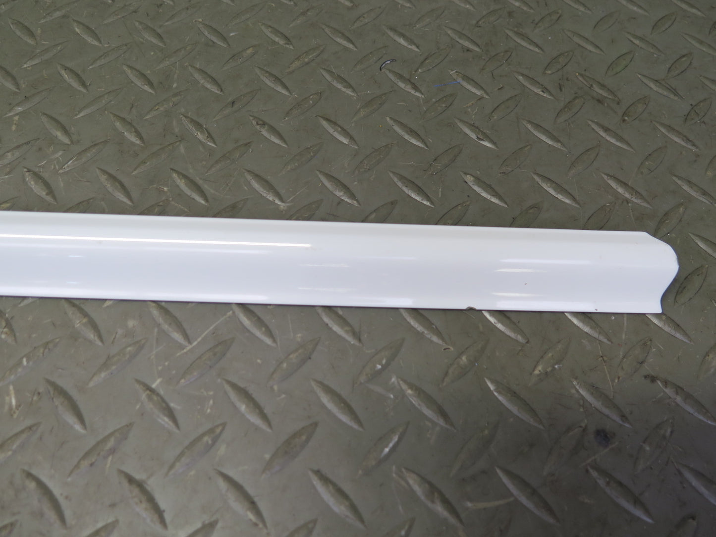 01-06 BMW E46 330ci Coupe Convert Set of 6 Door Fender Quarter Trim Molding OEM