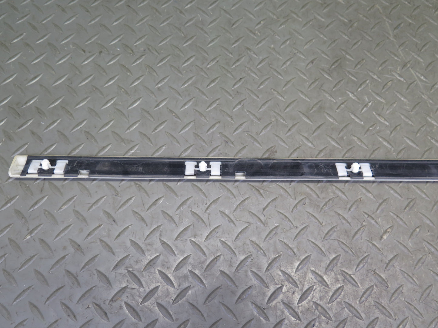 01-06 BMW E46 330ci Coupe Convert Set of 6 Door Fender Quarter Trim Molding OEM