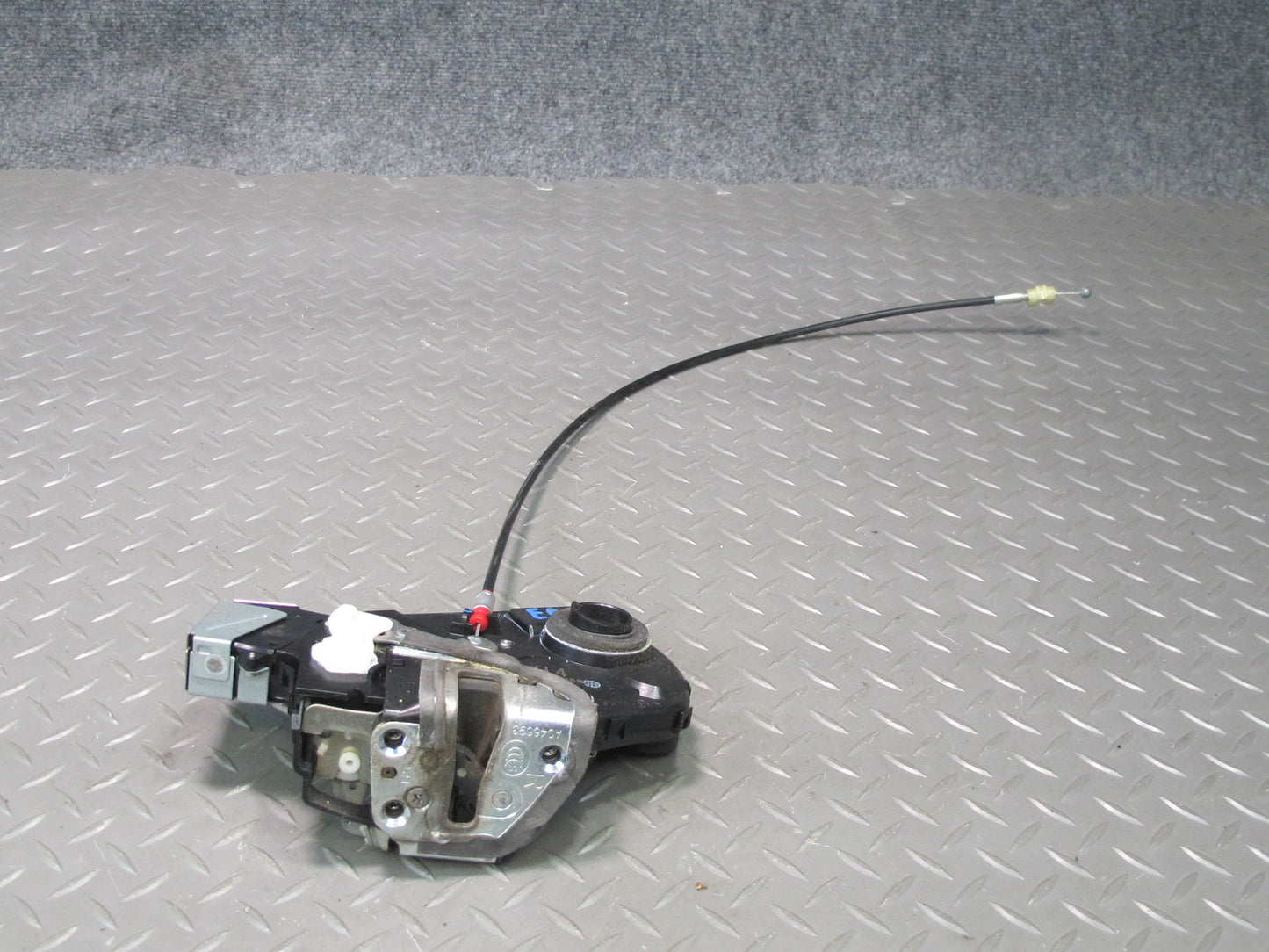 2003-2009 Lexus UZJ120L GX470 Rear Trunk Lid Tailgate Lock Latch Actuator