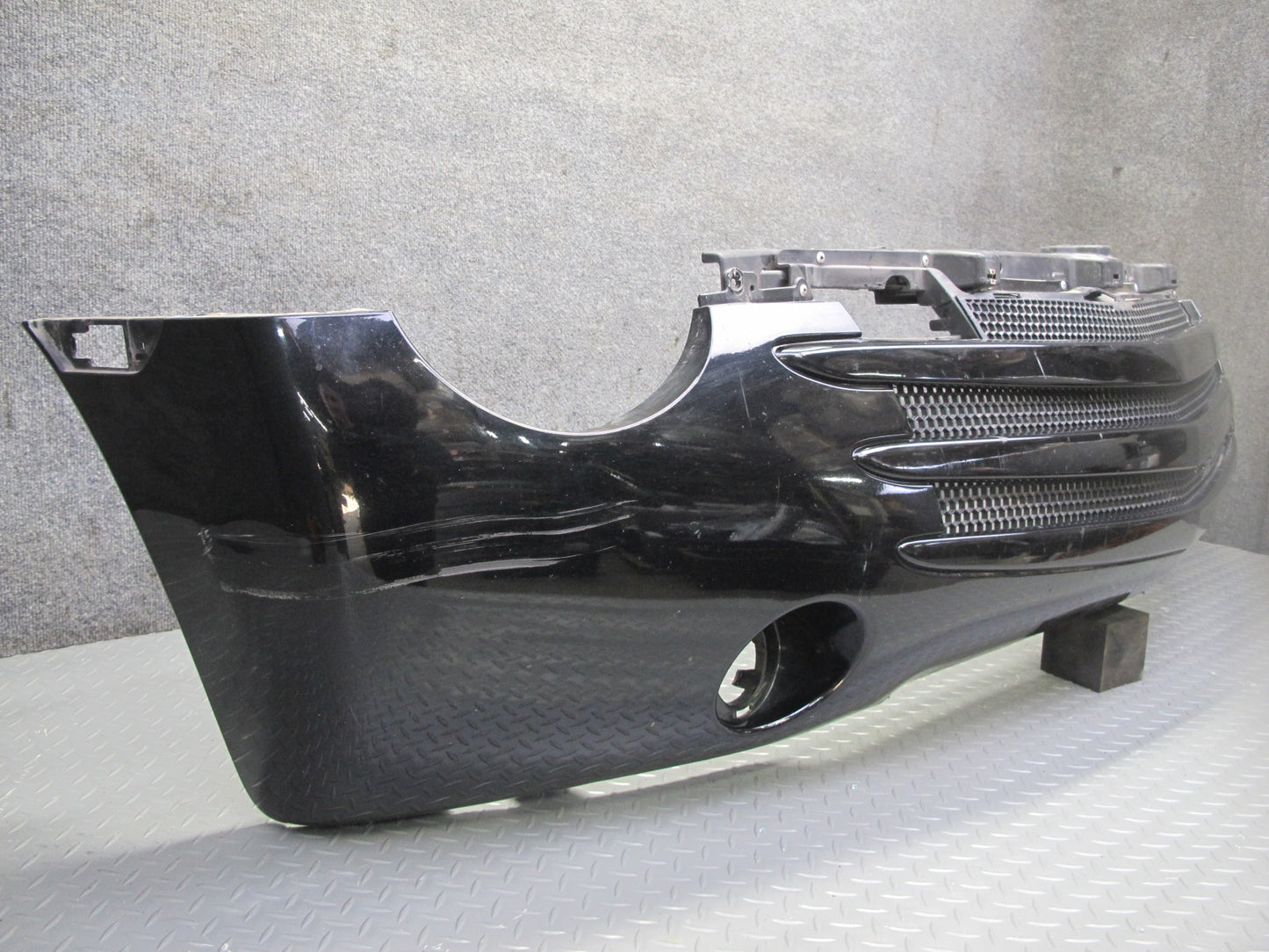 03-06 Chevrolet SSR Front Bumper Cover Black OEM