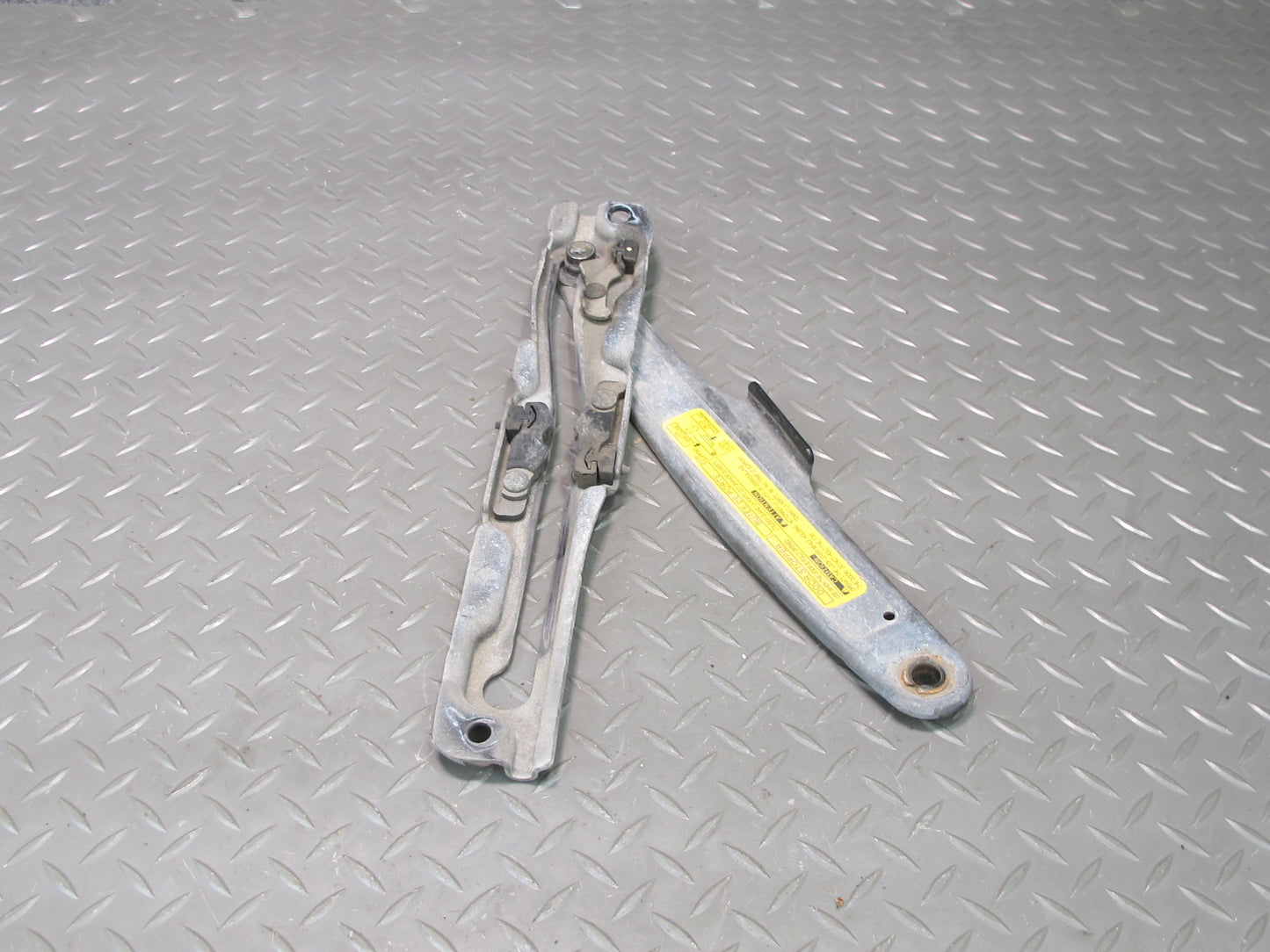 2003-2009 Lexus UZJ120L GX470 Rear Trunk Hatch Position Stay Bracket Hinge