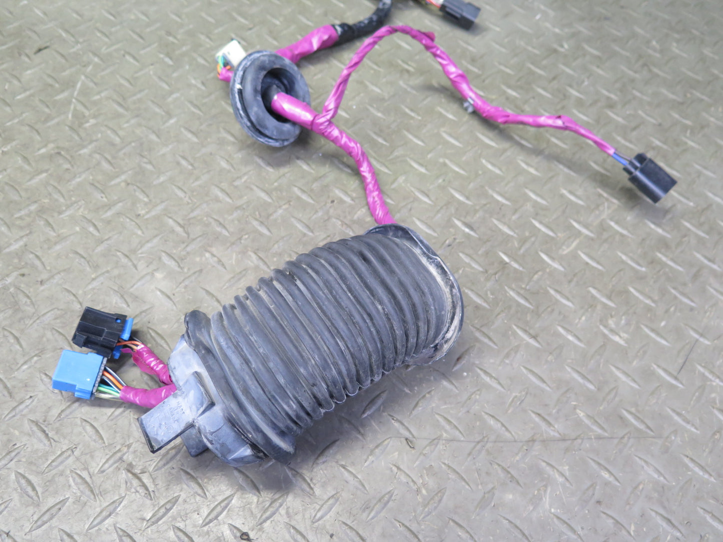 97-04 Chevrolet Corvette C5 Set of 2 Left & Right Door Wire Wiring Harness OEM