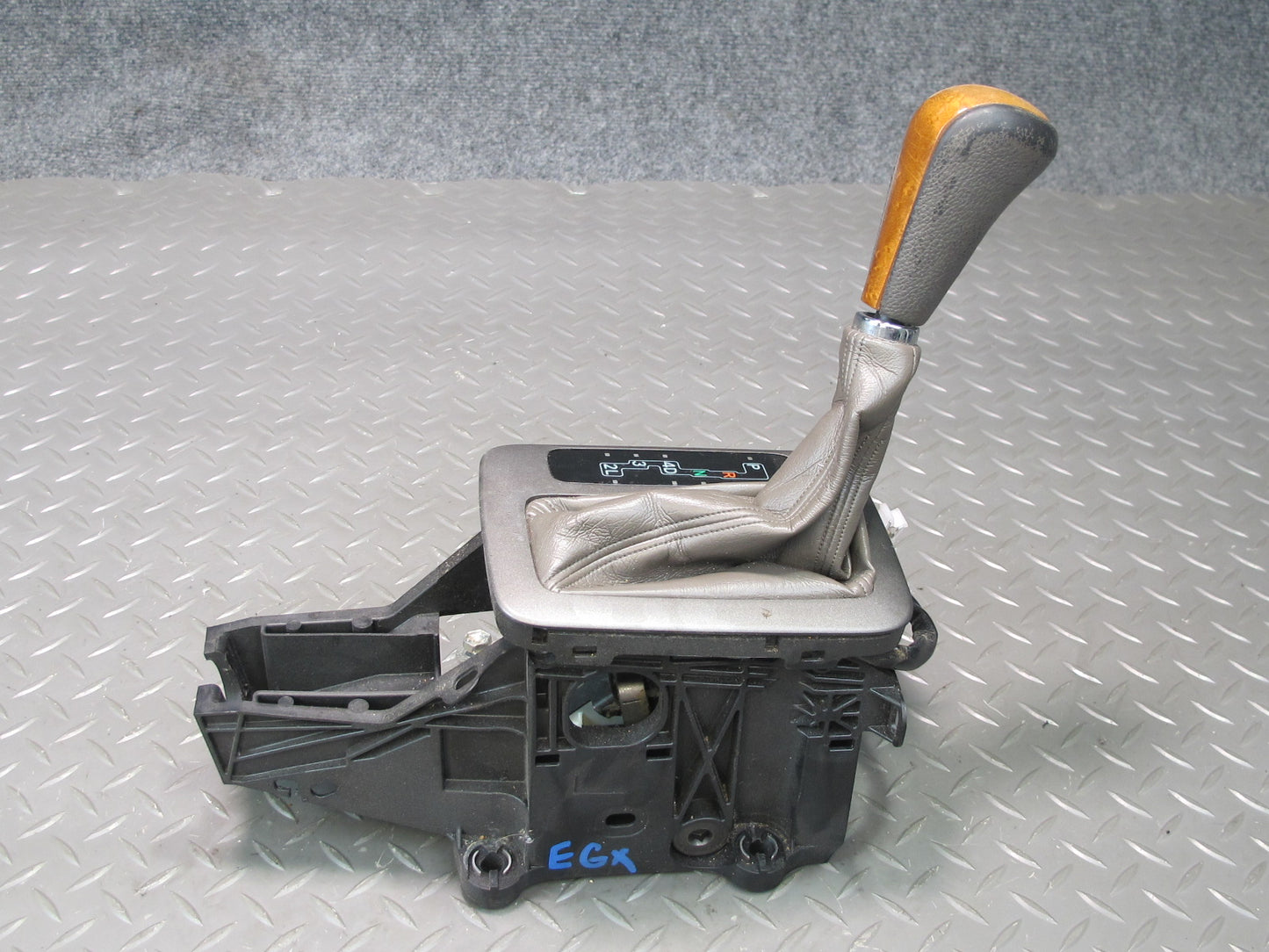 2003-2009 Lexus UZJ120L GX470 A/T Automatic Transmission Floor Shifter W/ Knob