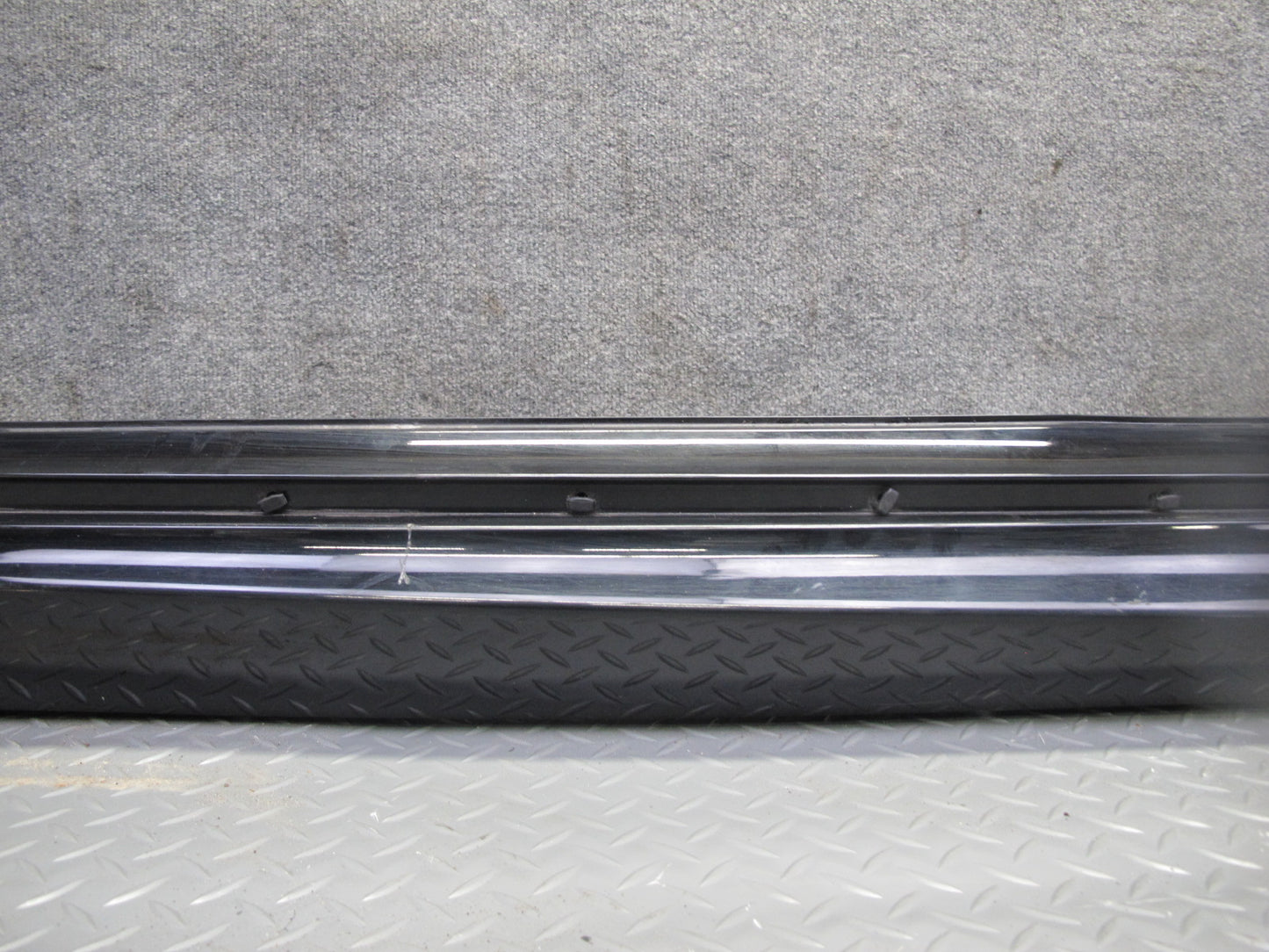 08-14 Lexus USE20L Is-f Right Side Skirt Rocker Panel Molding Obsidian OEM