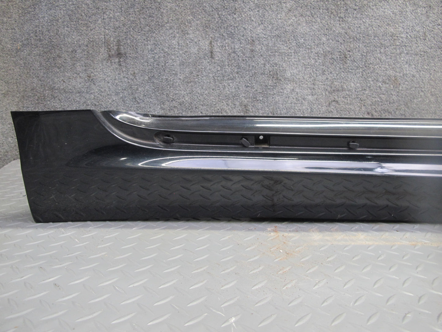 08-14 Lexus USE20L Is-f Right Side Skirt Rocker Panel Molding Obsidian OEM