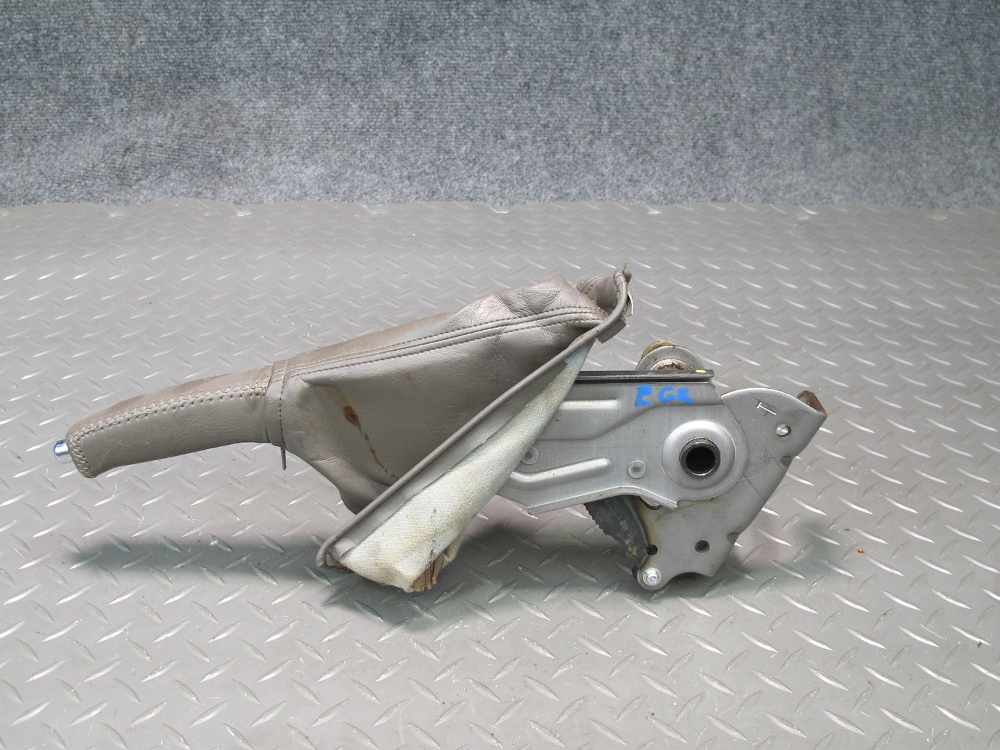 2003-2009 Lexus GX470 Emergency Parking Handbrake Handle Lever W/ Boot