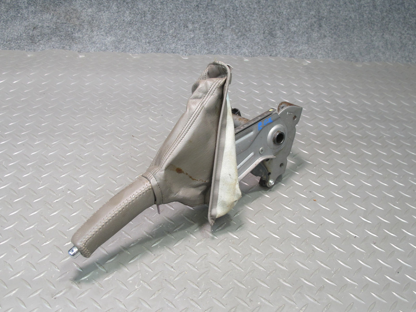 2003-2009 Lexus GX470 Emergency Parking Handbrake Handle Lever W/ Boot