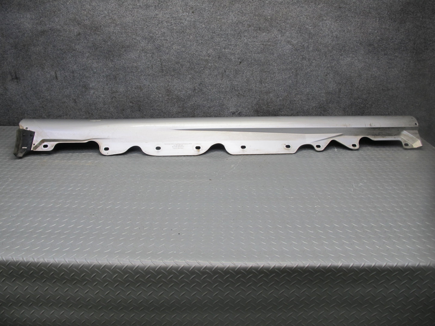 03-12 Mercedes R230 Sl-class AMG Set of 2 Side Skirt Rocker Panel Molding OEM