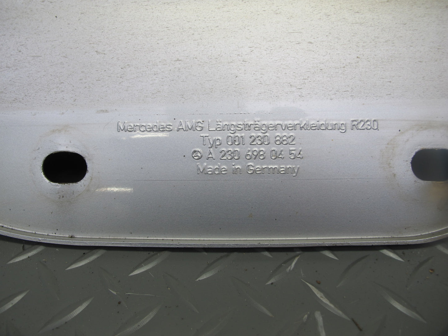 03-12 Mercedes R230 Sl-class AMG Set of 2 Side Skirt Rocker Panel Molding OEM