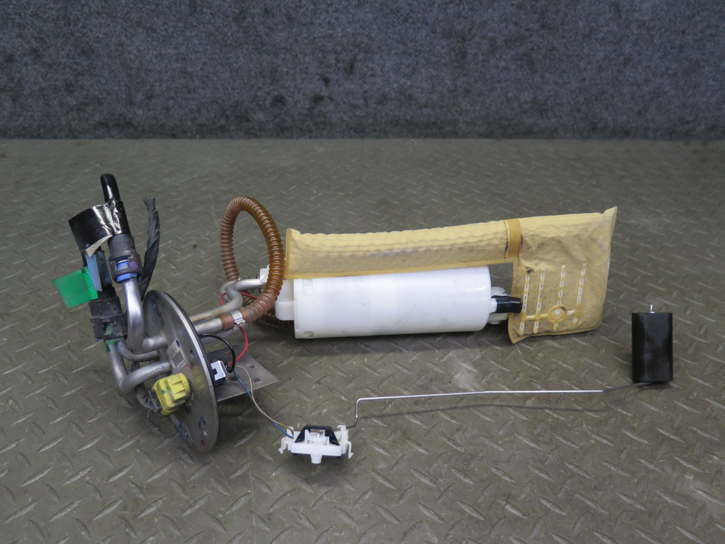 00-03 Chevrolet Corvette C5 Set of 2 Fuel Pump Level Sensor Sending Unit OEM