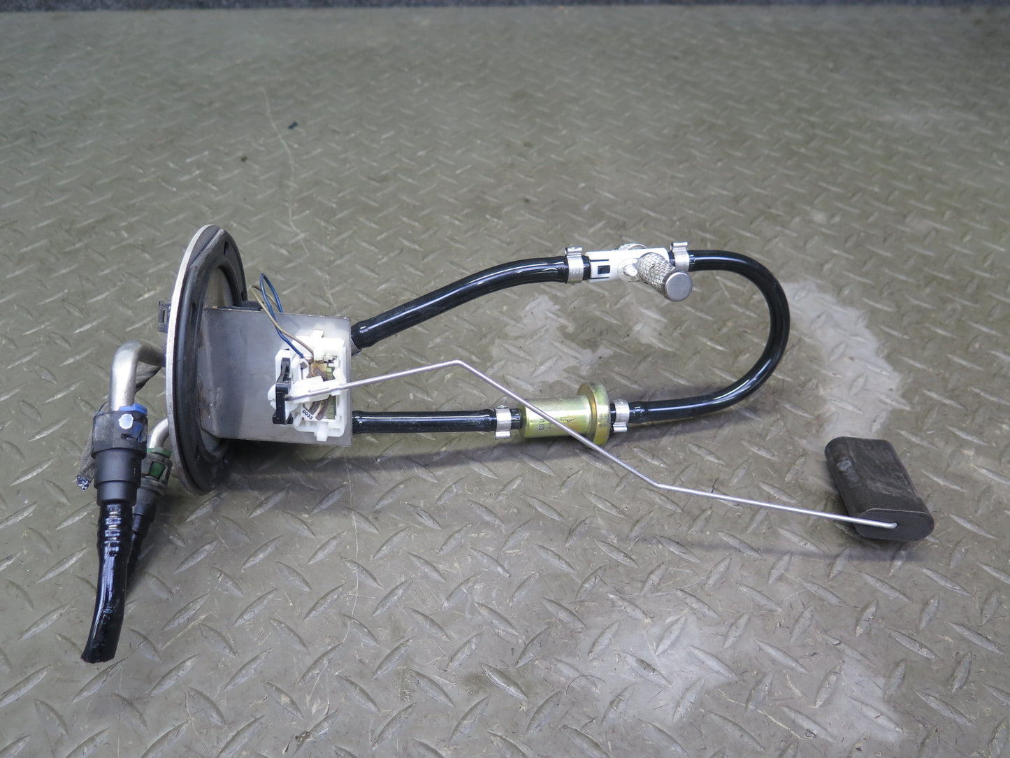 00-03 Chevrolet Corvette C5 Set of 2 Fuel Pump Level Sensor Sending Unit OEM