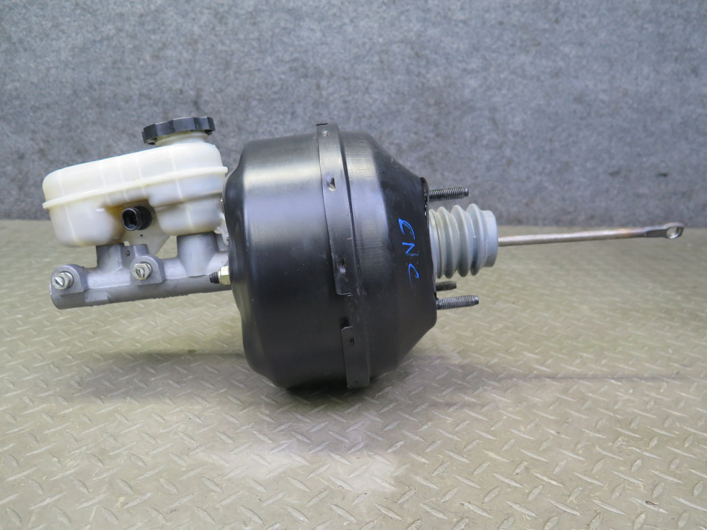 98-04 Chevrolet Corvette C5 Brake Master Cylinder Booster Fluid Reservoir OEM