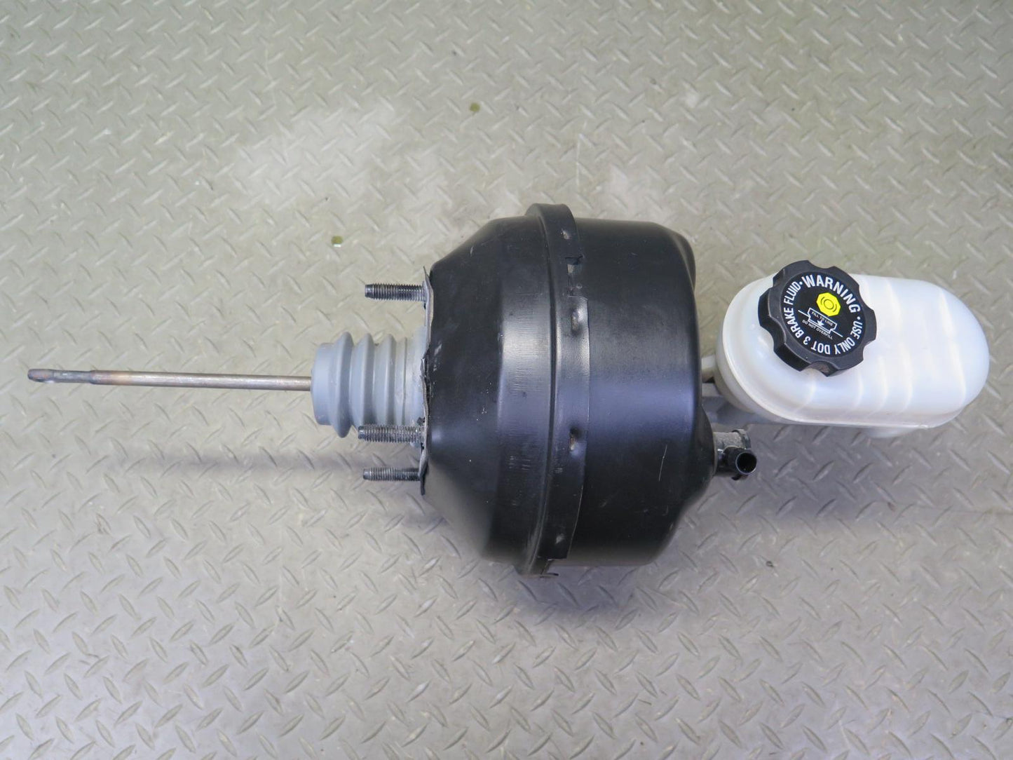 98-04 Chevrolet Corvette C5 Brake Master Cylinder Booster Fluid Reservoir OEM