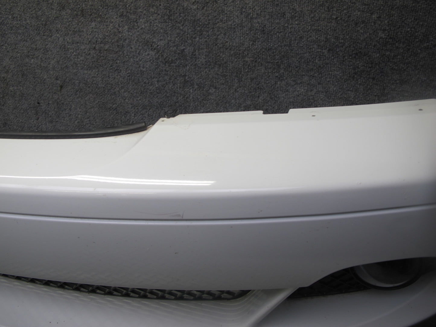 04-06 BMW E46 330ci Coupe Convertible Front Bumper Cover w Fog Lights White OEM