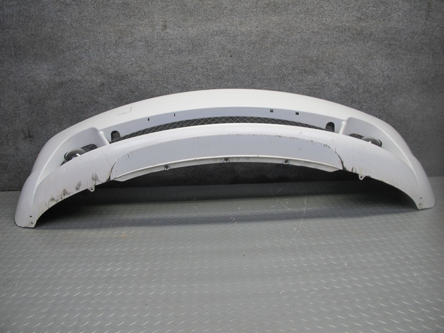 04-06 BMW E46 330ci Coupe Convertible Front Bumper Cover w Fog Lights White OEM