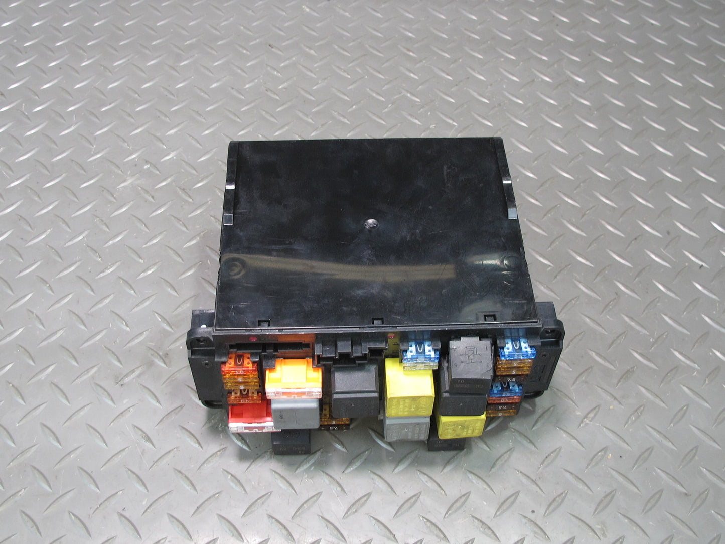 05-11 Mercedes R171 Slk-class Front SAM Fuse Relay Box Module 1715451601 OEM