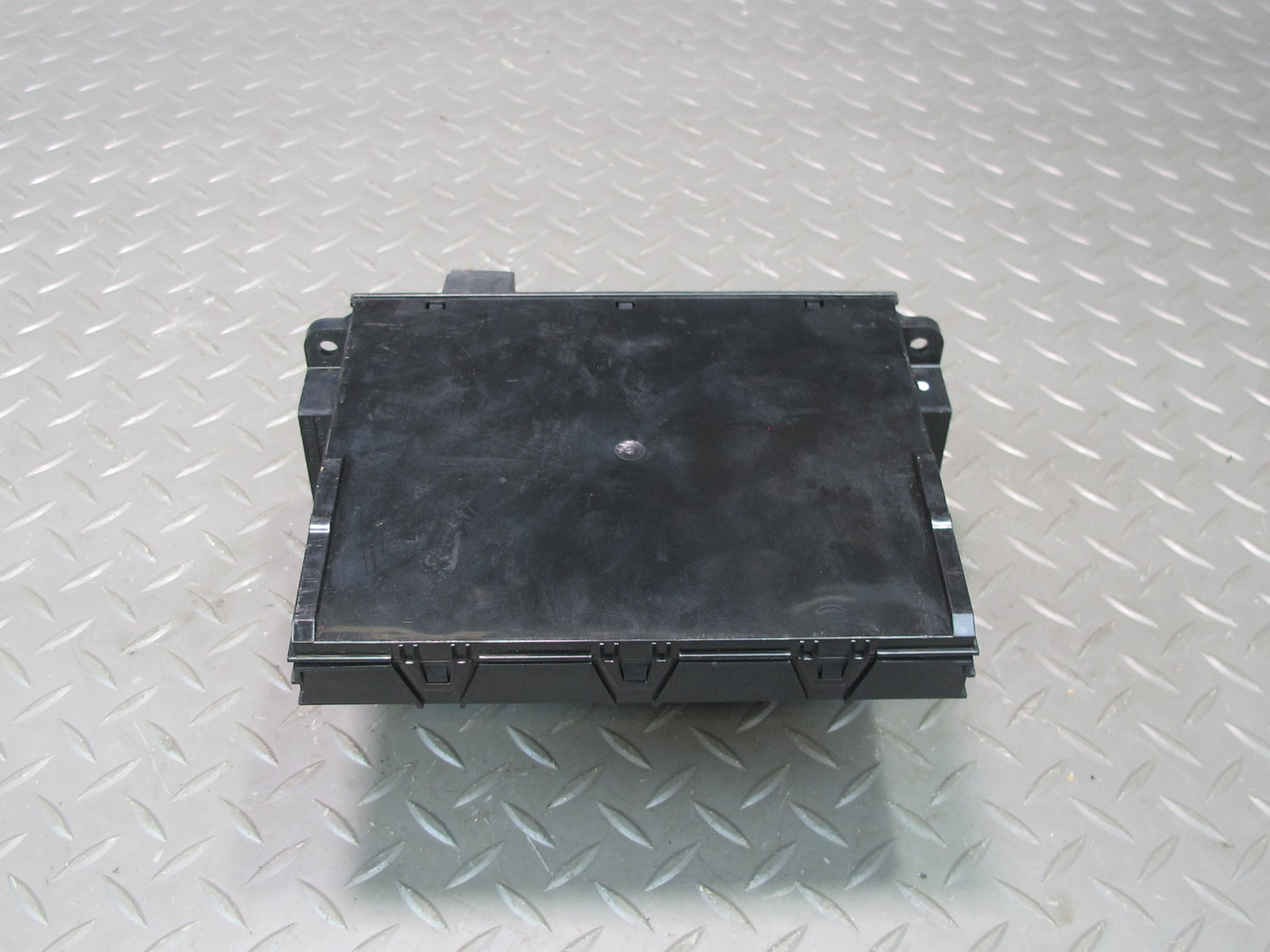 05-11 Mercedes R171 Slk-class Front SAM Fuse Relay Box Module 1715451601 OEM